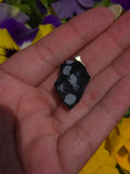 Sneeuwvlok obsidiaan ruw hanger